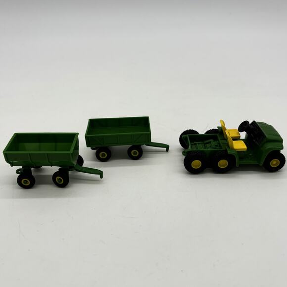 John Deere Die Cast Farm Tractors Combines Club Car Trailers 8pc Horse Carrier - Picture 5 of 10